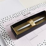 Golyóstoll 0,8mm, fém, rozsdamentes acél test, díszdobozban Bluering® Metal, írásszín kék